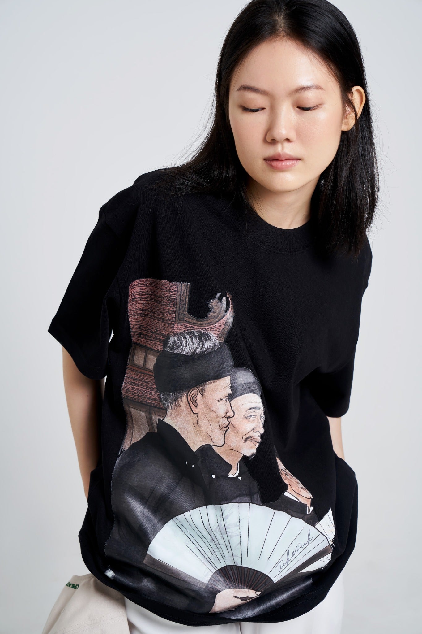 Áo thun Nhiều Chuyện